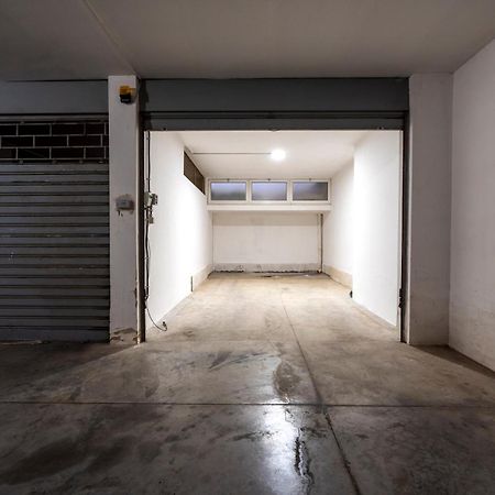 Boscoincitta Apt With Garage And Whirlpool Tub Bari Bagian luar foto