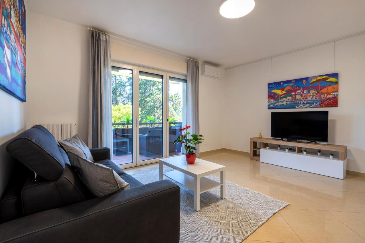 Boscoincitta Apt With Garage And Whirlpool Tub Bari Bagian luar foto
