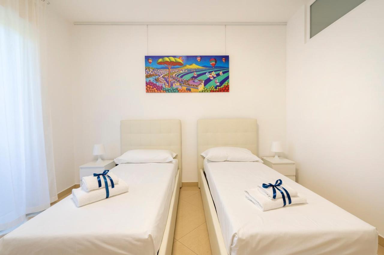 Boscoincitta Apt With Garage And Whirlpool Tub Bari Bagian luar foto