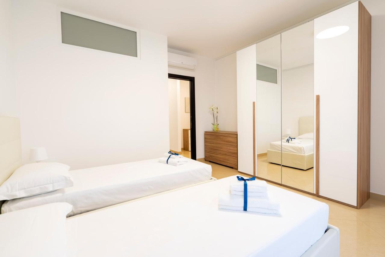 Boscoincitta Apt With Garage And Whirlpool Tub Bari Bagian luar foto