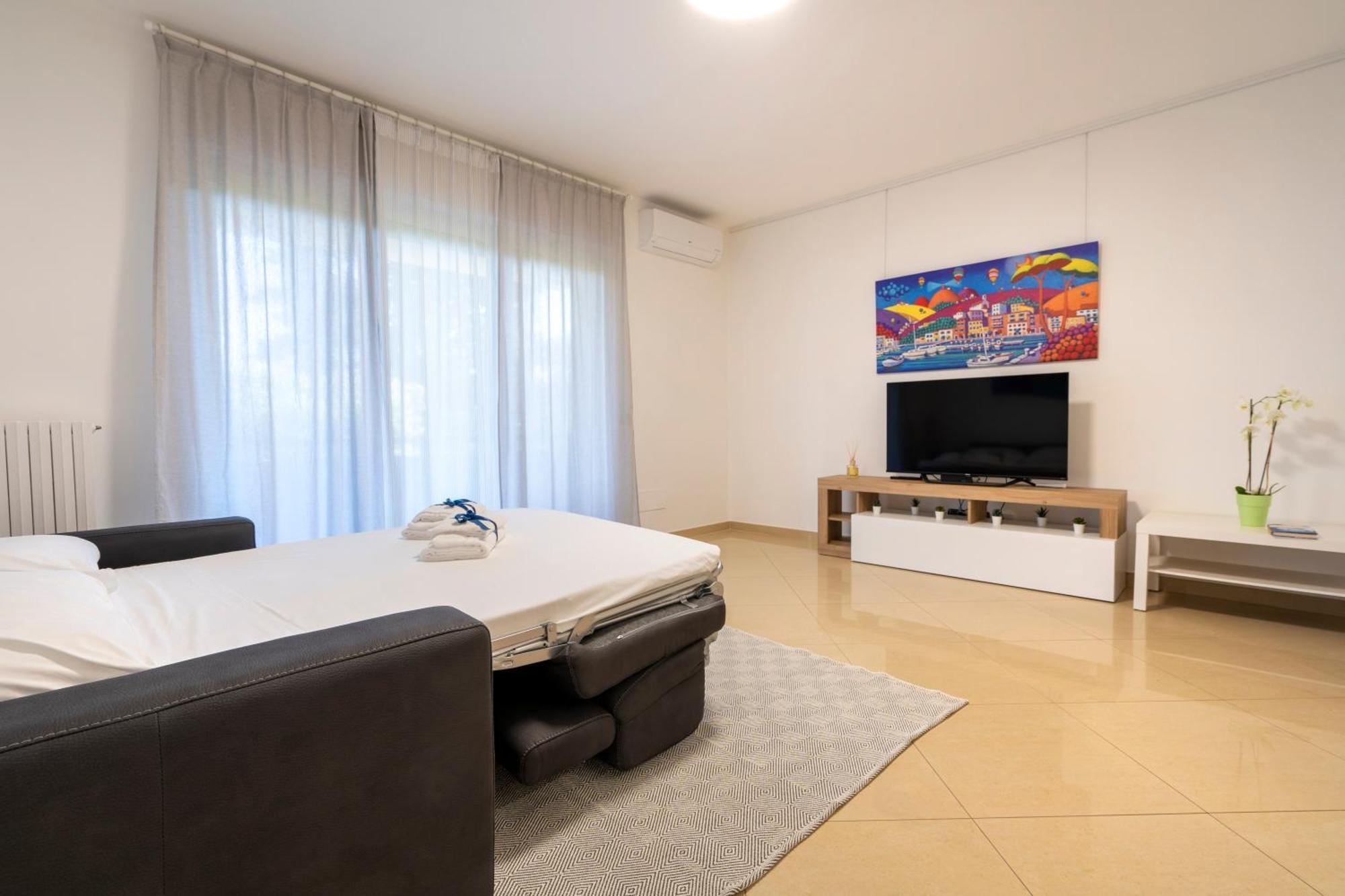 Boscoincitta Apt With Garage And Whirlpool Tub Bari Bagian luar foto
